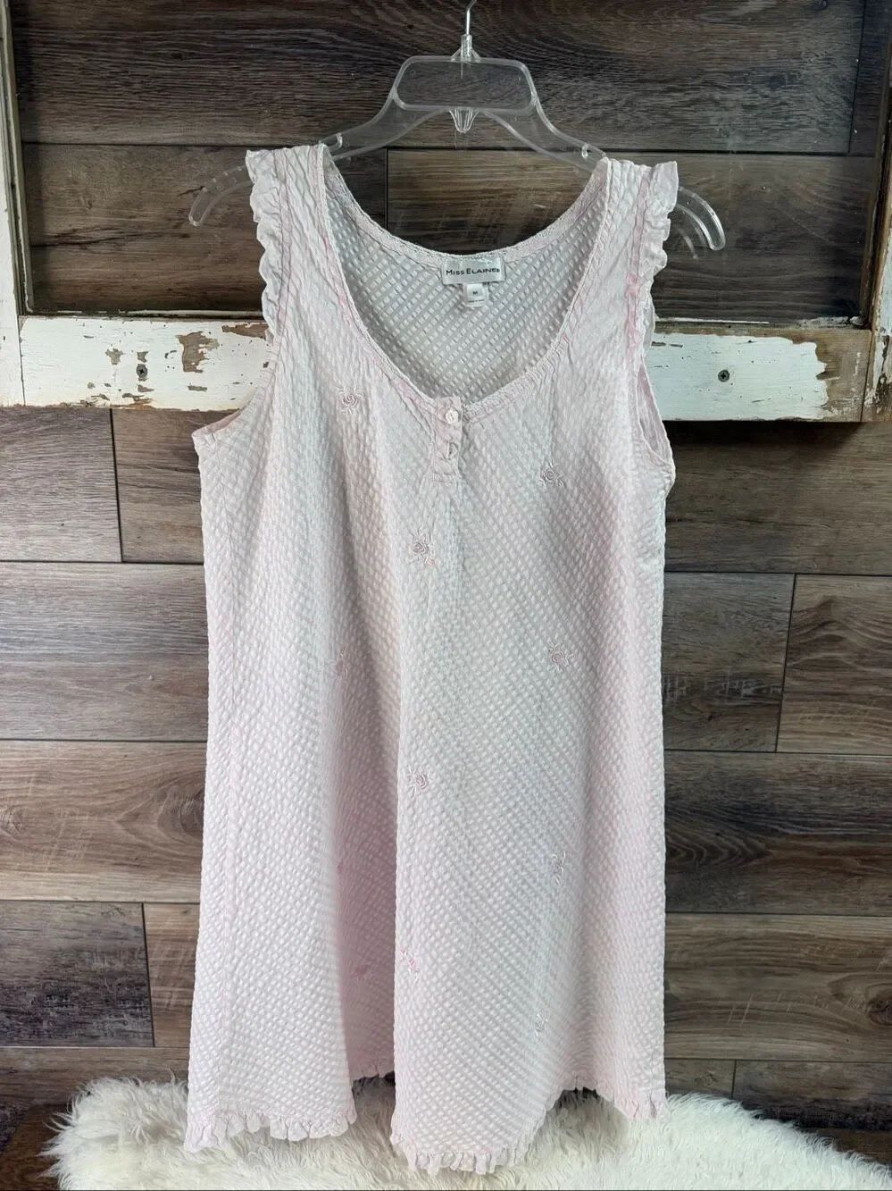 Miss Elaine Medium Embroidered Rose Seersucker House Dress MuuMuu Cotton Blend